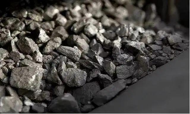 募资100亿!宝武透露西芒杜铁矿大动作!