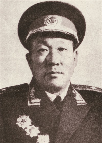 传奇少将程业棠 西路军失败后被活埋 土中爬出继续征战