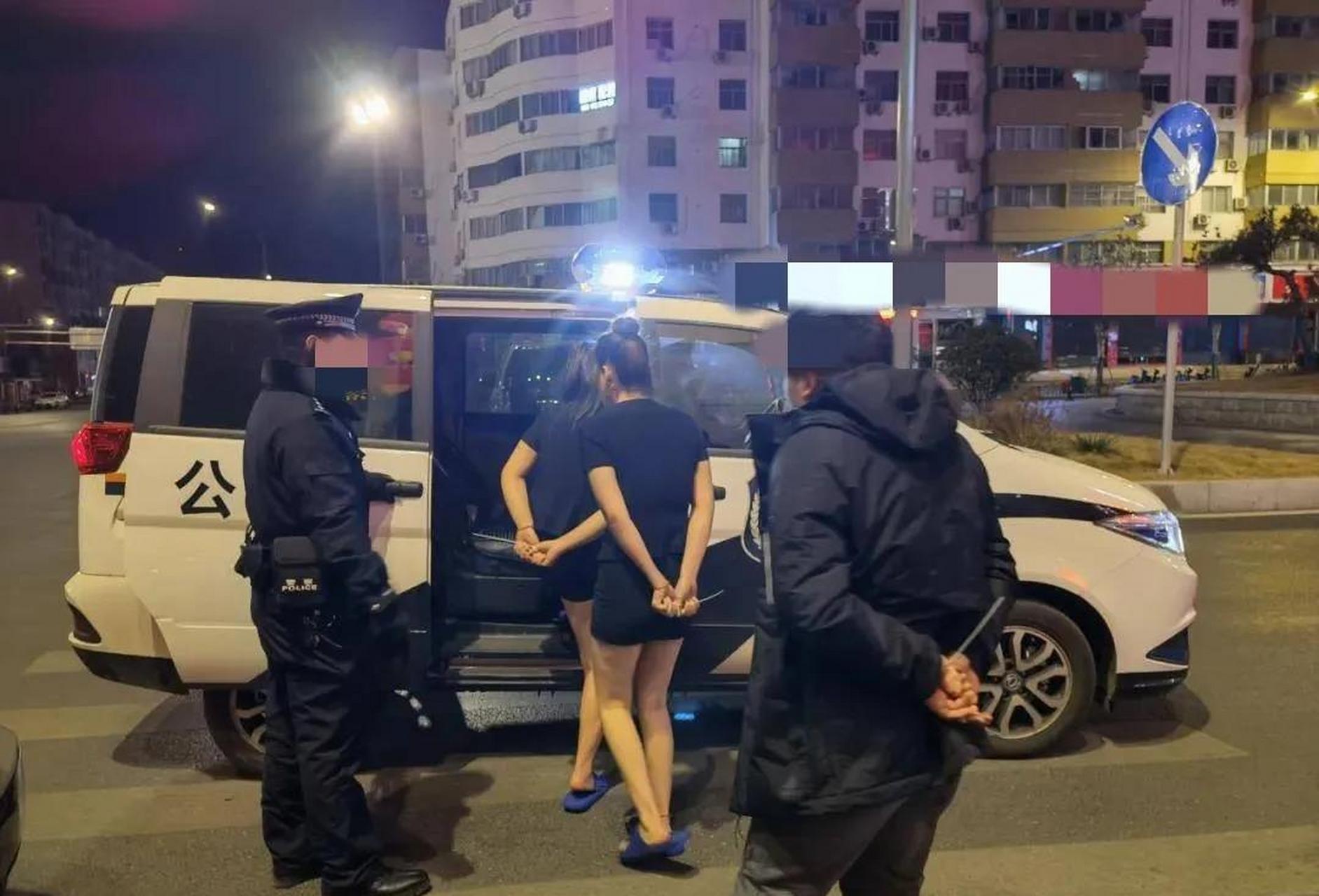 广东中山,一男子在一发廊和失足女完成付费深入交流后