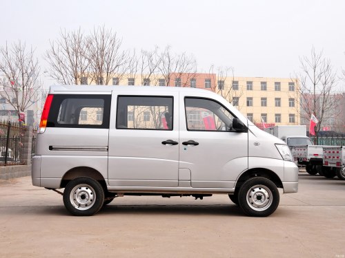 昌河福瑞达m50和东风小康330哪个好