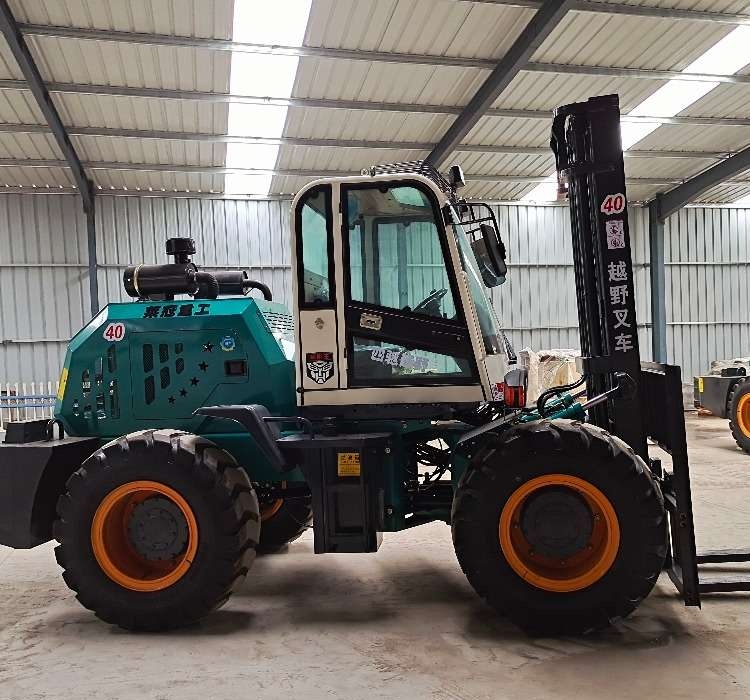 越野叉车的特点是什么?四驱叉车怎么样?