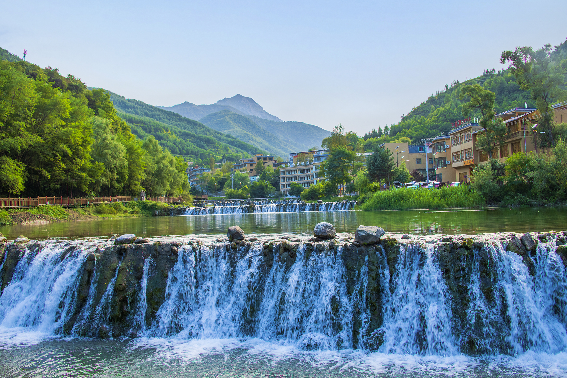 陇南官鹅沟,独特的地质公园,峡,瀑,湖汇集壮美秋色