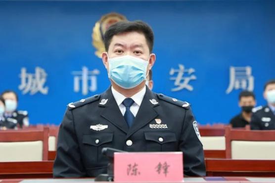 白城市公安局举行全国特级优秀人民警察刘德彬荣退仪式