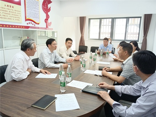 陈昌宏深入县区察民情听意见