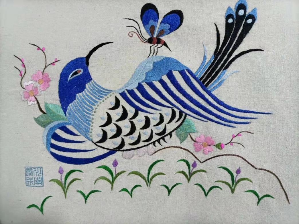 苗族的刺绣,也称苗绣,是苗族民间传承的刺绣技艺,是苗族历史和苗族