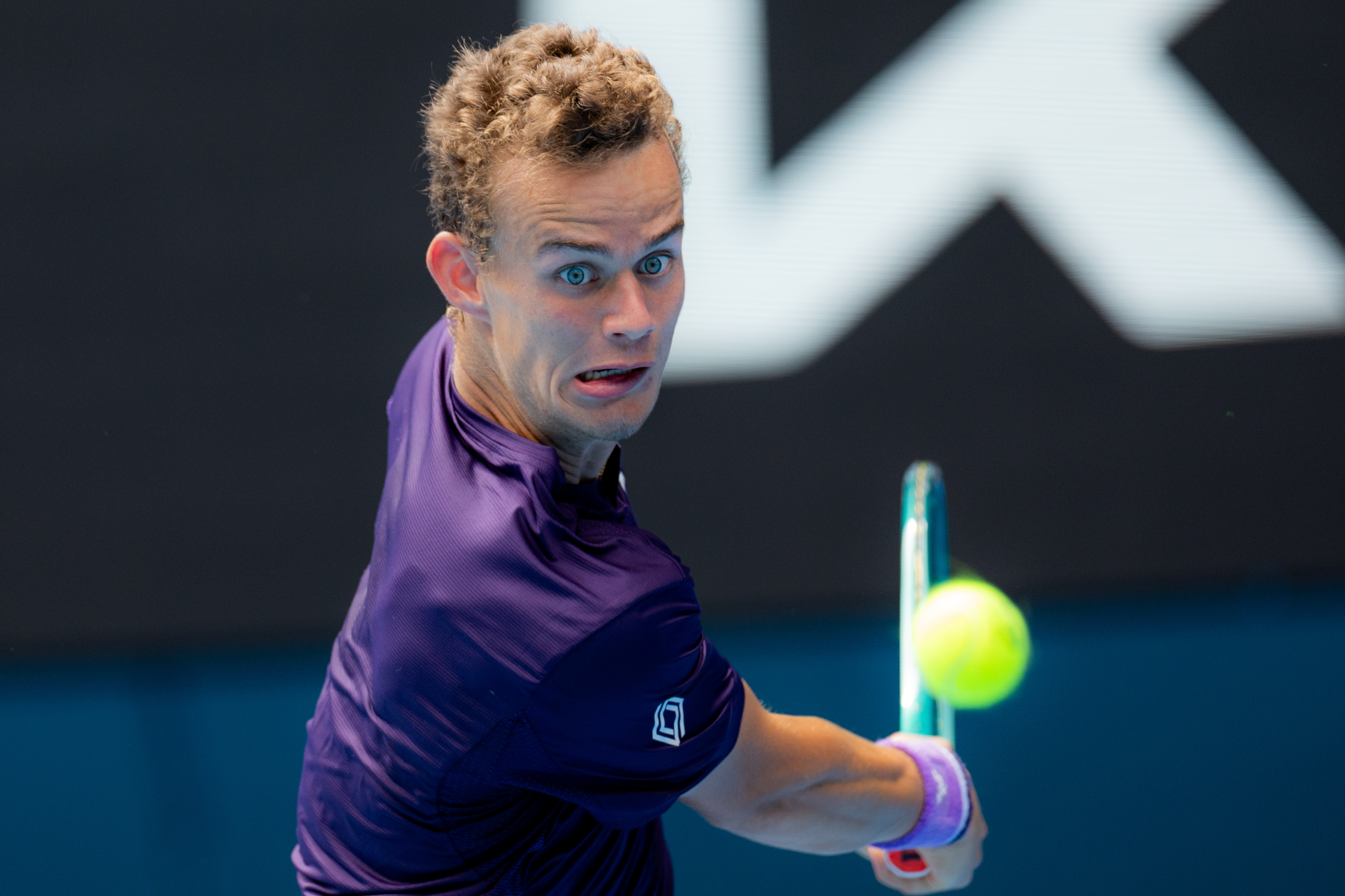 网球——澳网:齐齐帕斯晋级男单第四轮