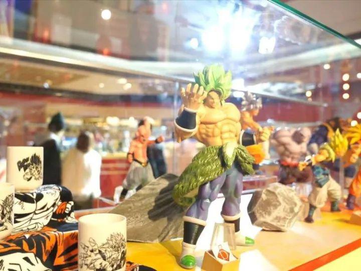 新华网评"炒熊":警惕"潮玩"被"炒完"