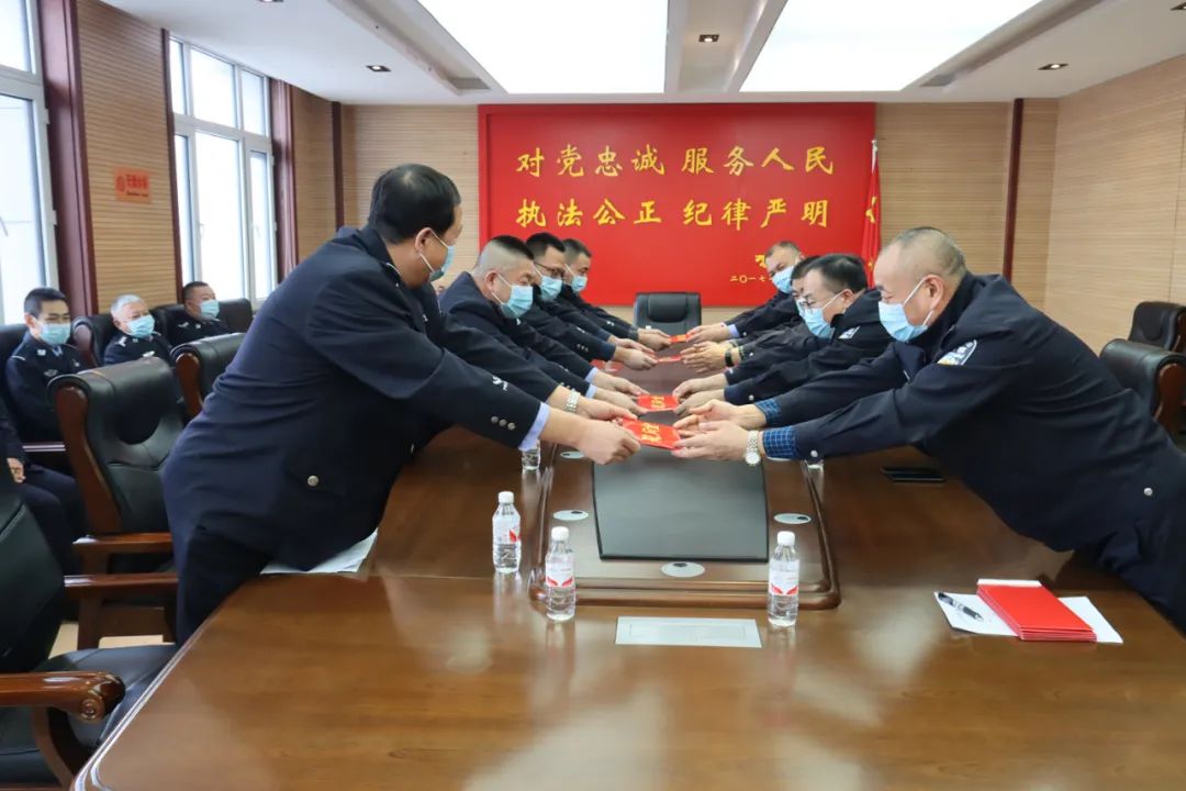 暖警惠警聚警心 宾县公安局开展内部走访慰问活动