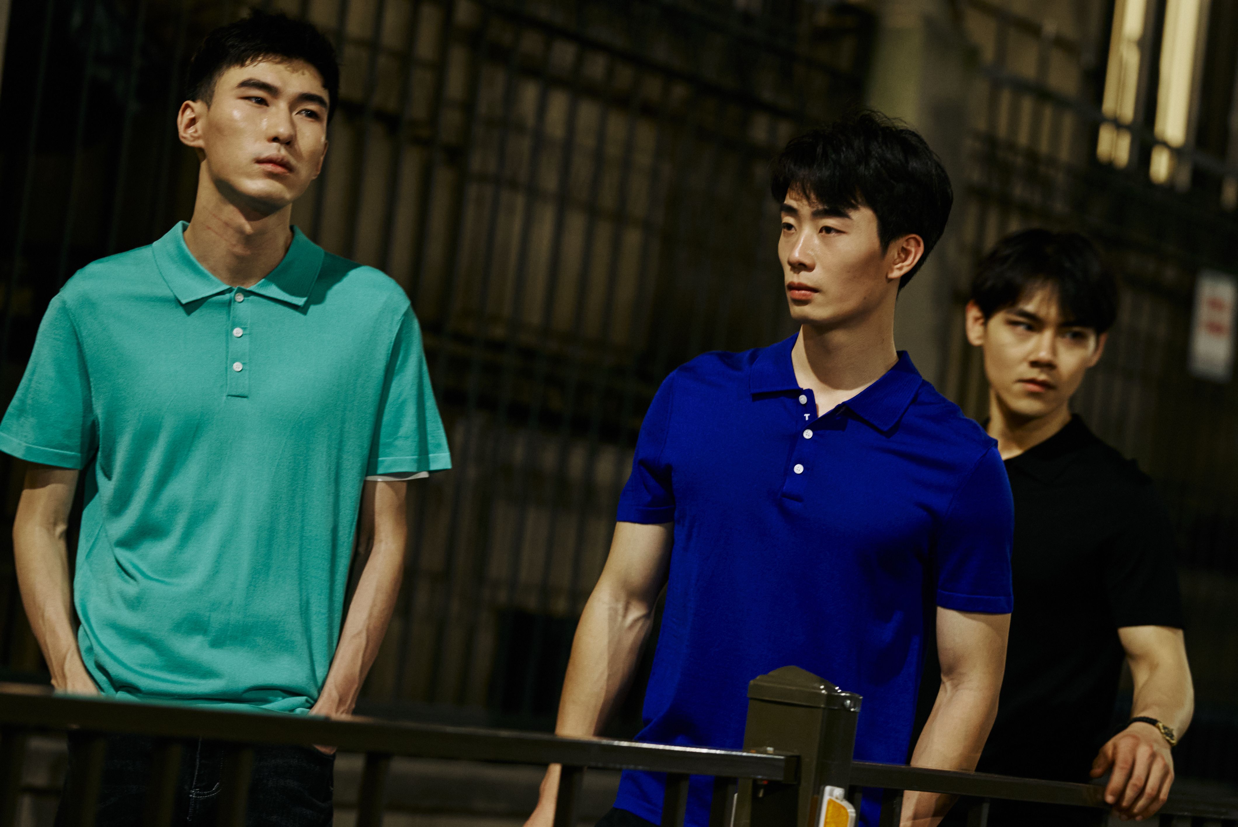 超模罗文杰机场街拍带出新时尚