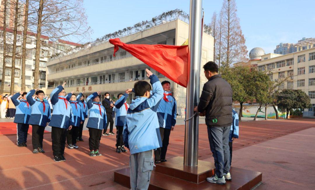 信阳市三小学校平面图图片