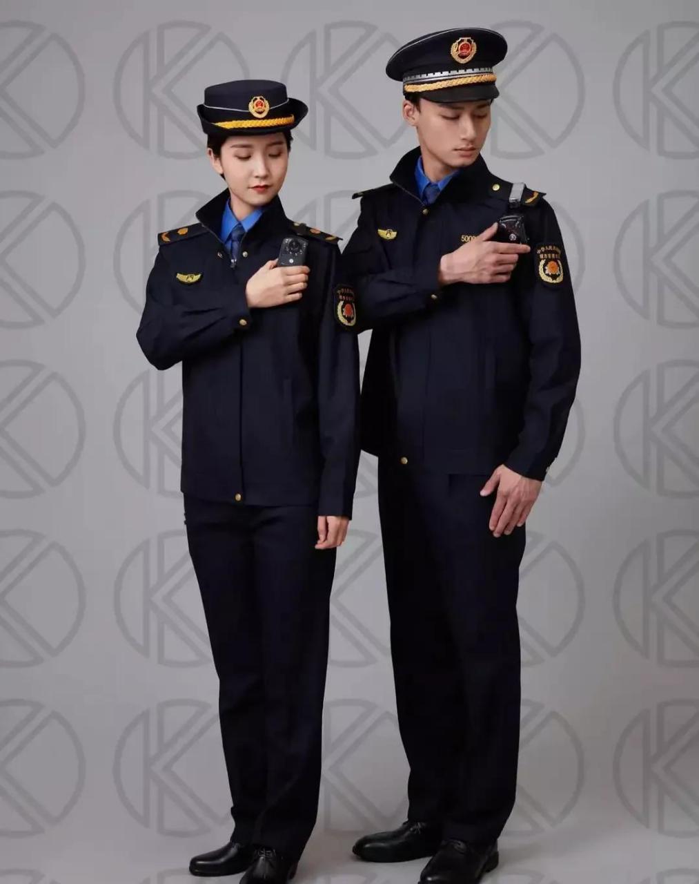 就在近日有网友反映,江苏无锡滨湖区城管局采购城管制服,均价每套4591