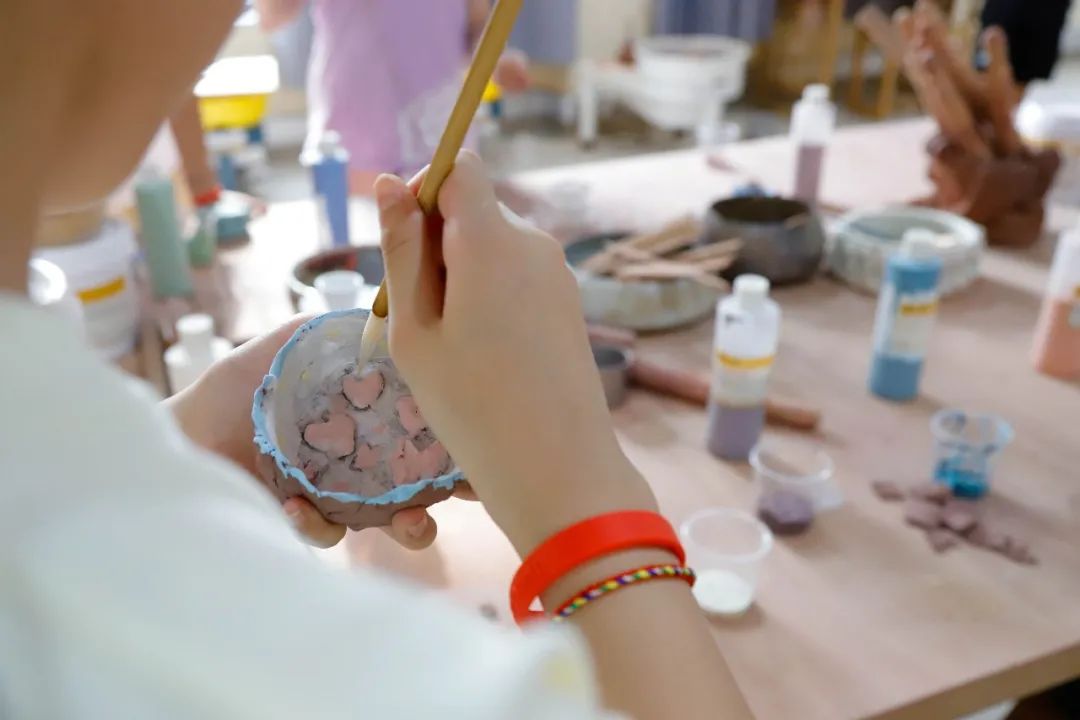 办了20年,每年上千小学生报名,杭州这所民办中学今夏又有大动作