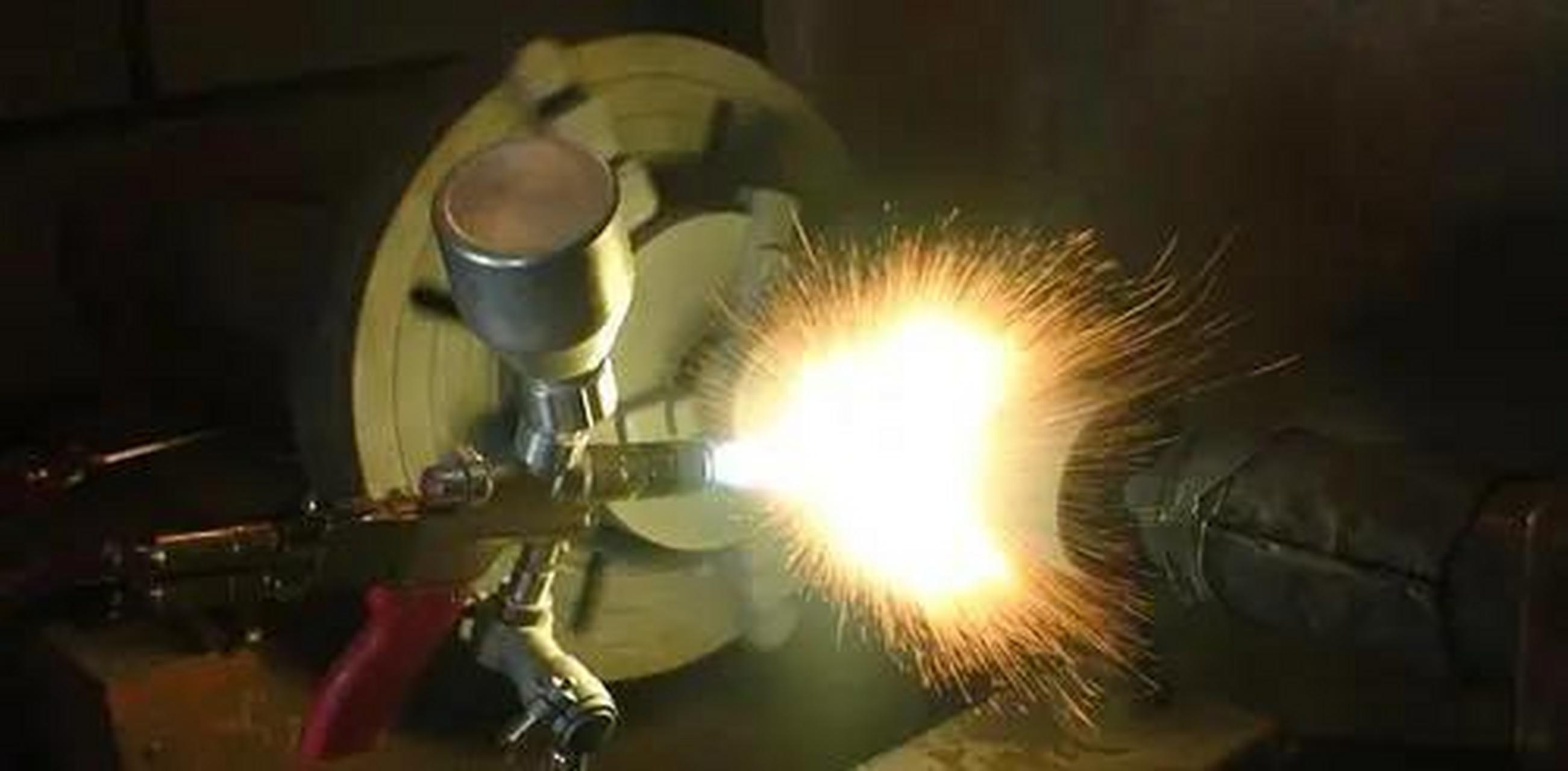 机械设备维修中热喷涂与喷焊技术  在维护和修理中,热喷涂和焊接技术