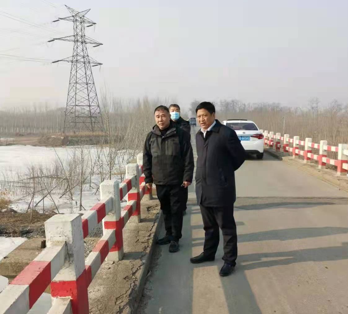 市水利局党组书记,局长李鸿祥调研陡河水库水源地保护工作