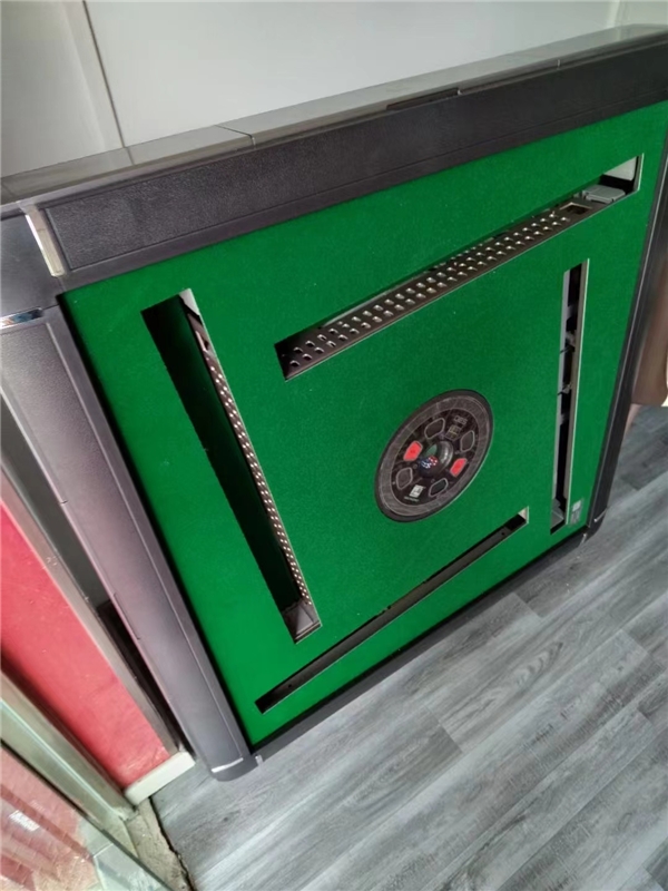 麻将机应该怎么选?武汉上岛麻将机体验店告诉你答案