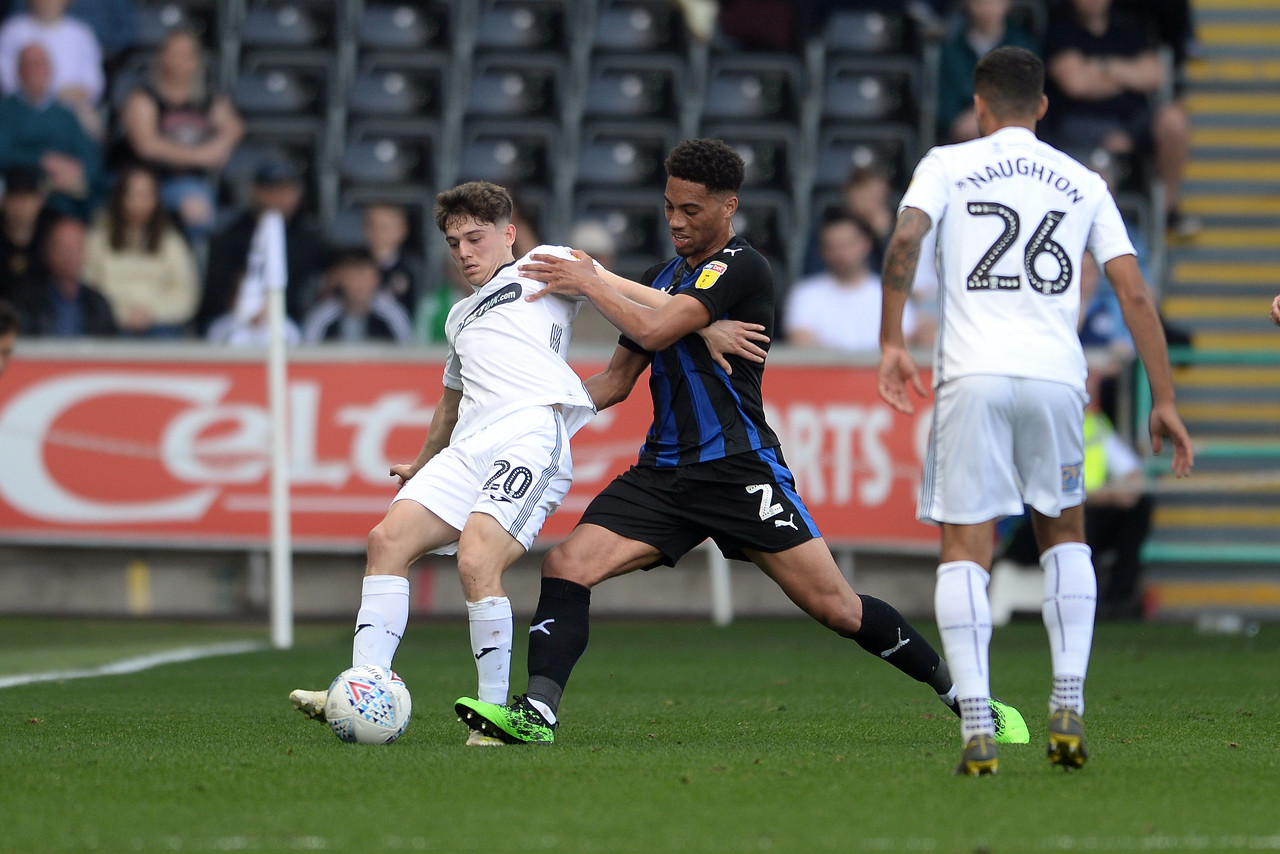 斯旺西官方:反对网络暴力,所有社交媒体暂时静默一周