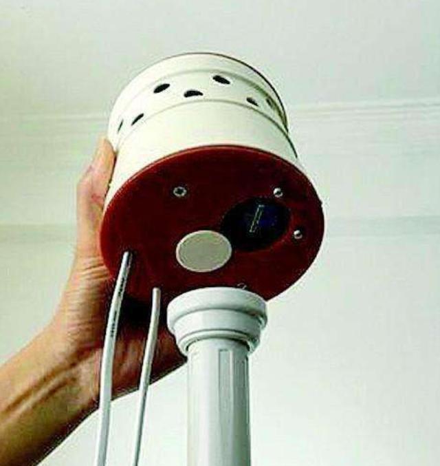 低音炮防止震楼是用垫子还是针子?