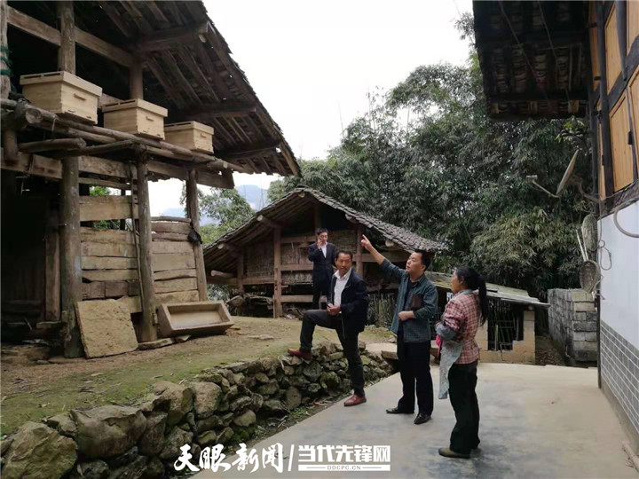 「我的扶贫故事」在扶贫路上实干前行丨道真自治县桃源乡桃源社区第一