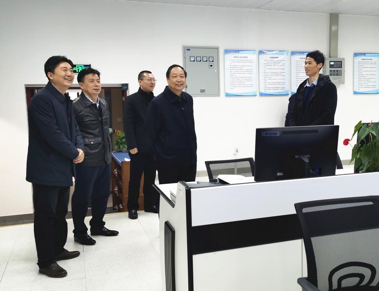 刘金接厅长到省福彩中心调研指导工作