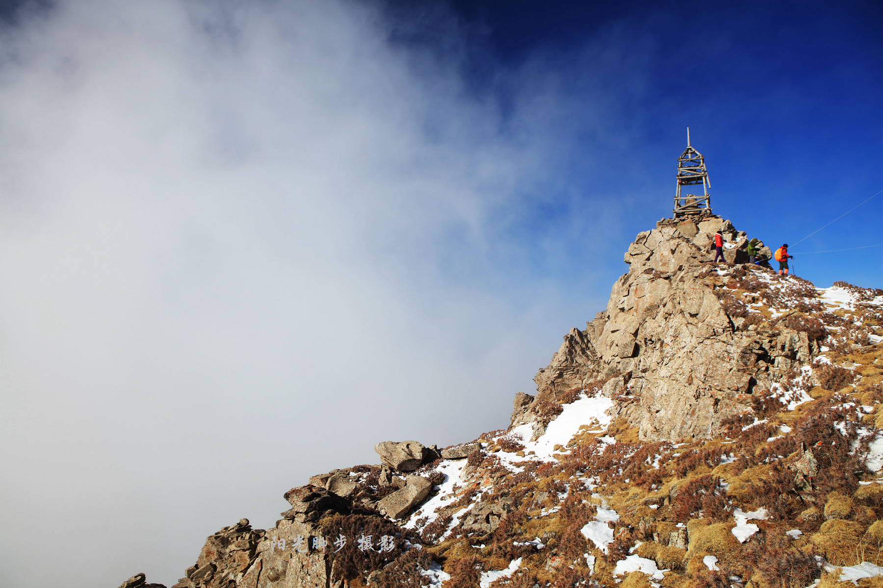 攀登贺兰山主峰敖包疙瘩(达朗浩绕)