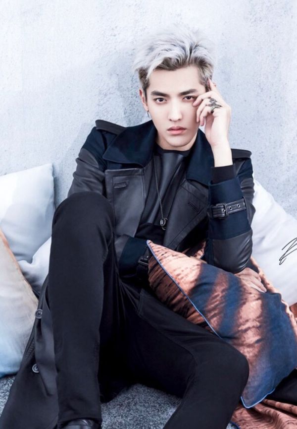 又一被吴亦凡"相中"的女生发文!疑似经纪人邀约,聊天内容曝光