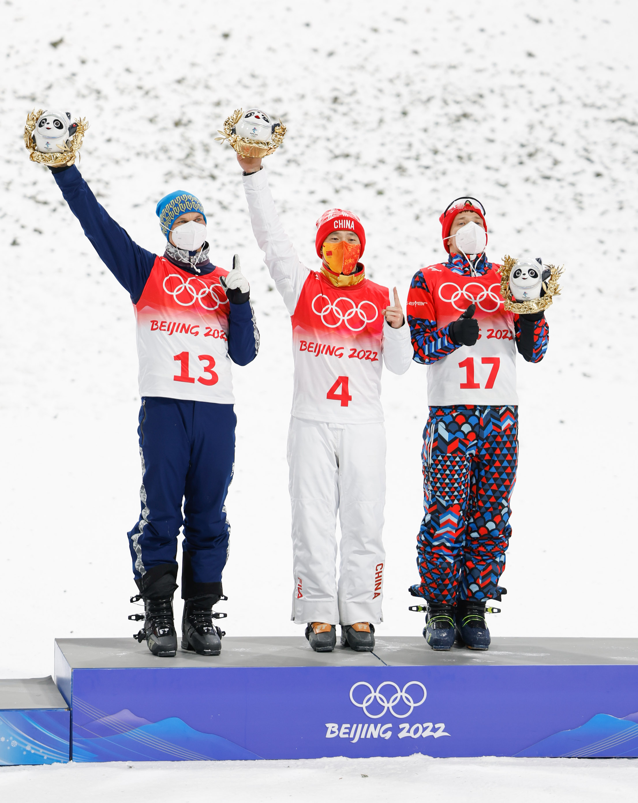 自由式滑雪——男子空中技巧决赛:中国选手齐广璞夺冠(8)