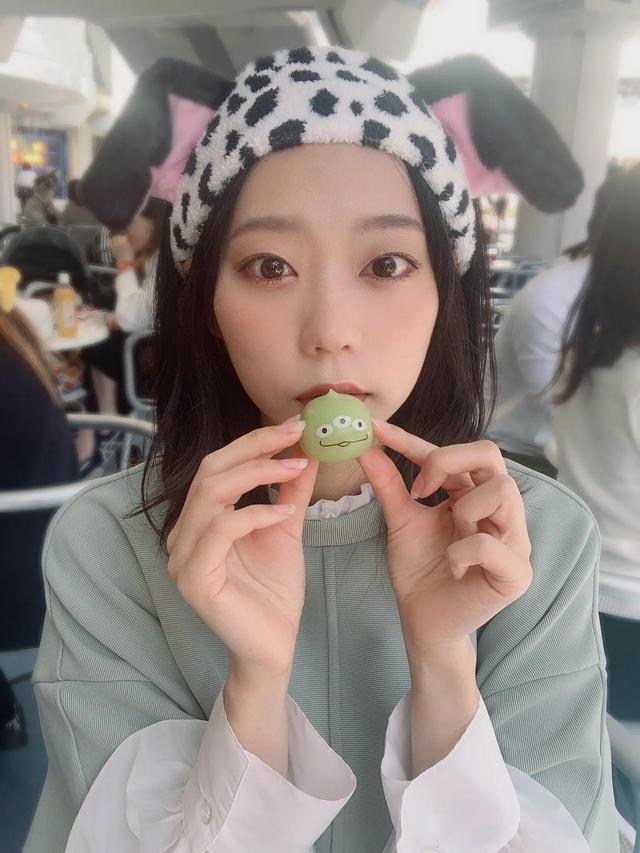 日本明星青山ひかる 青山光漂亮小姐姐2022年3月至4月精选照片集