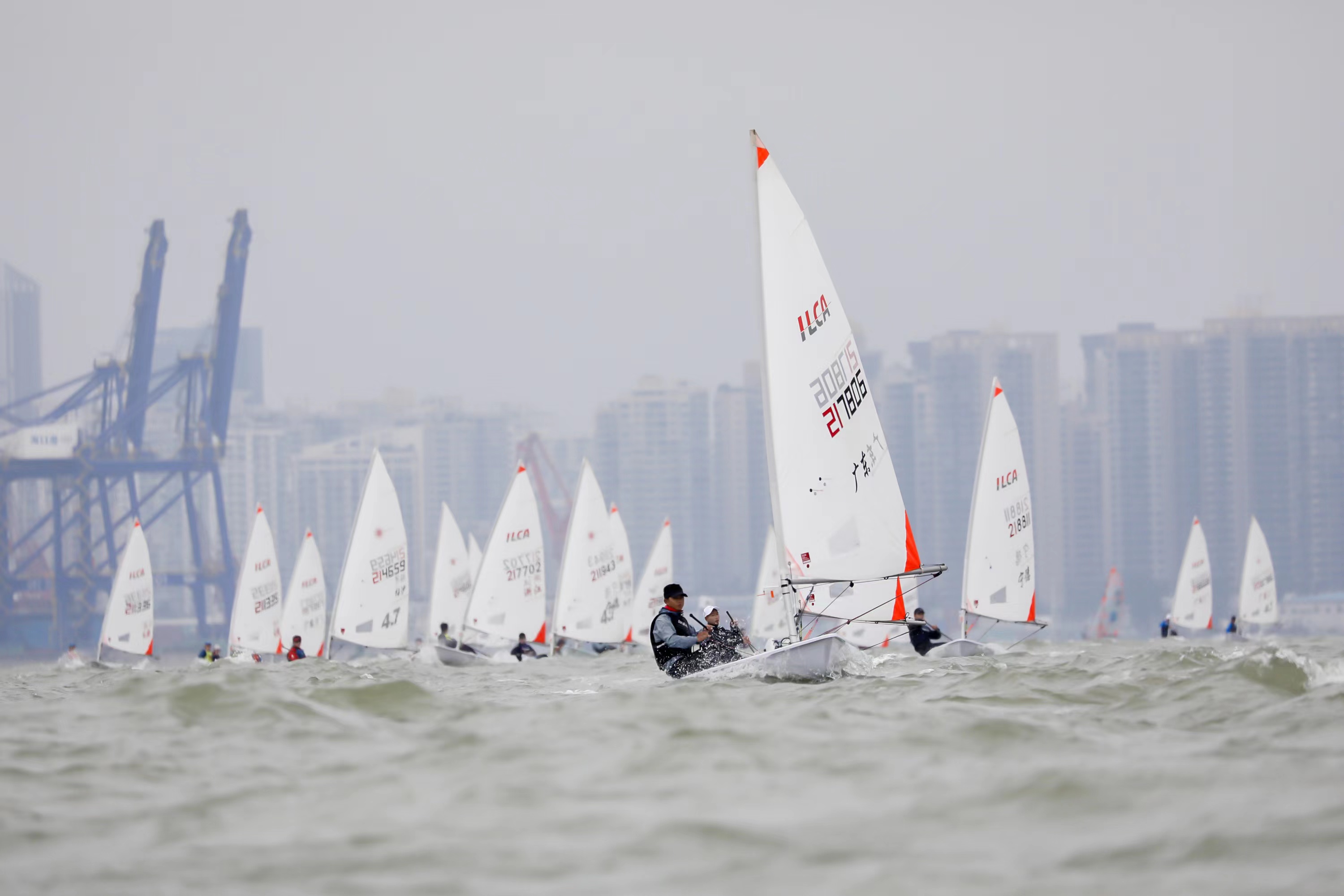 全国激光4.7级帆船冠军赛海口开幕