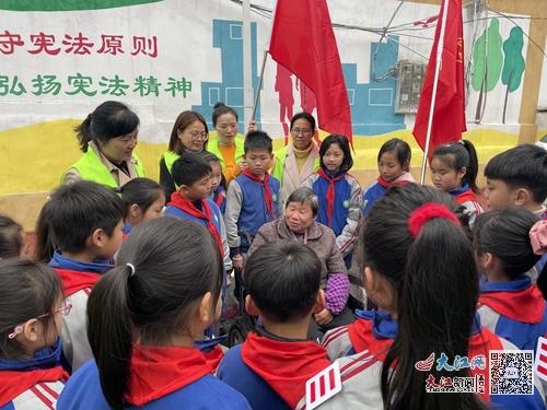 黄颇小学图片