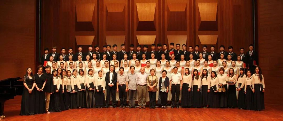 「特别推荐」台湾大学合唱团带来满是回忆的《童年》