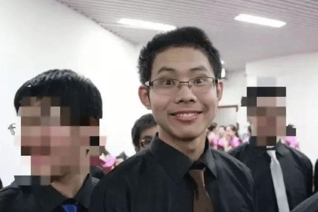 吴谢宇弑母自称想帮其解脱,逃亡期间做坐台男模爱上性工作者