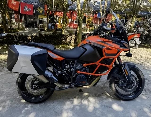 超详细测评2022款ktm1290sadv s︱似被驯化的大野驴(闲聊)