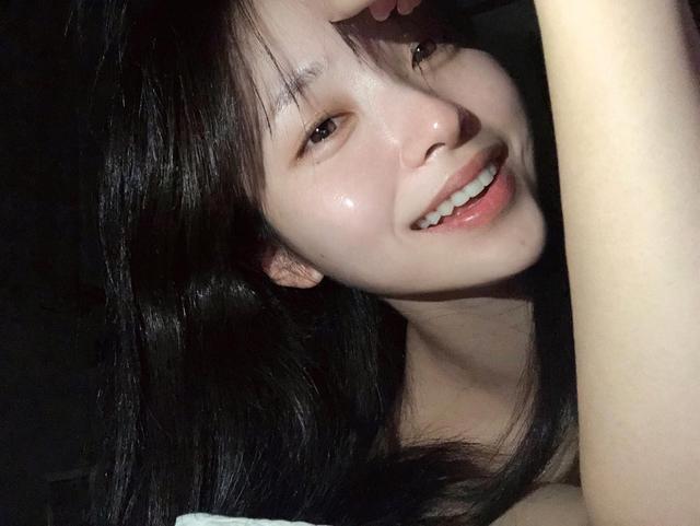 女友感十足!韩国正妹金娜熙:侧脸超美!