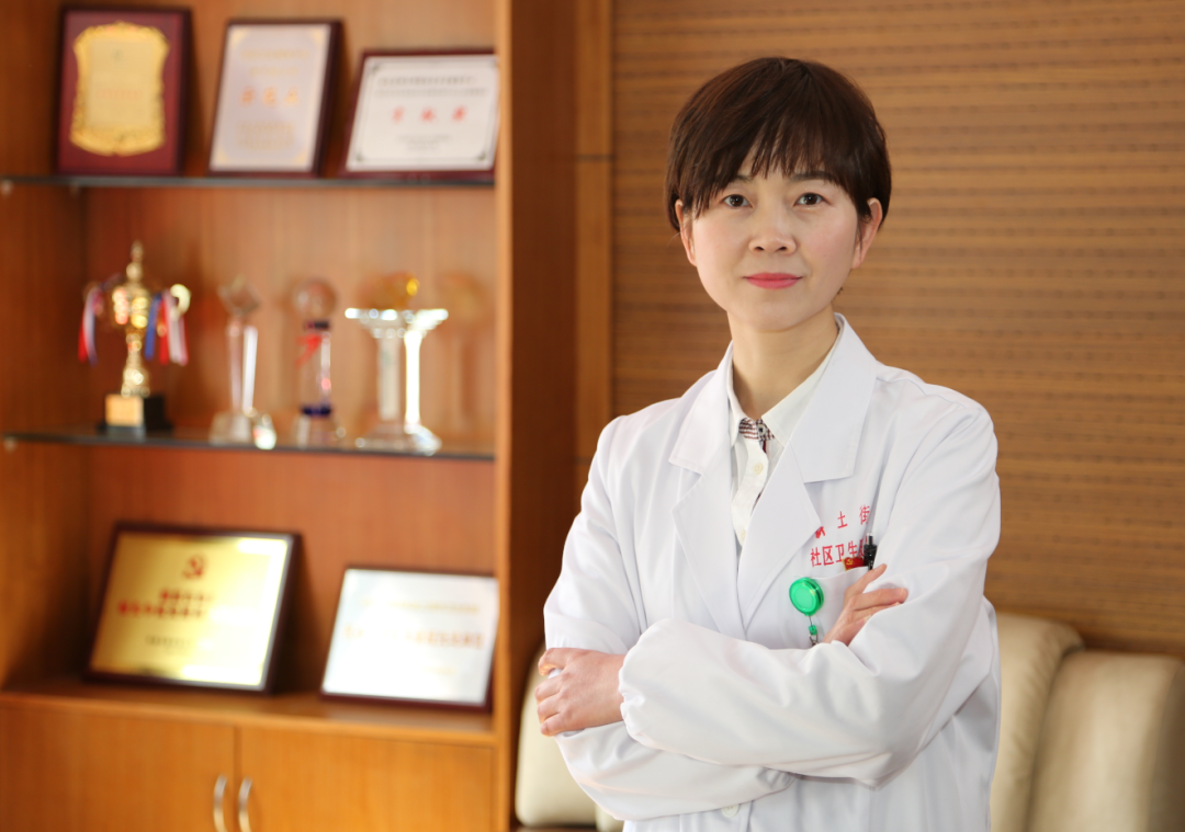 朱兰:从诊室走向社区,做居民信赖的"小朱医生"