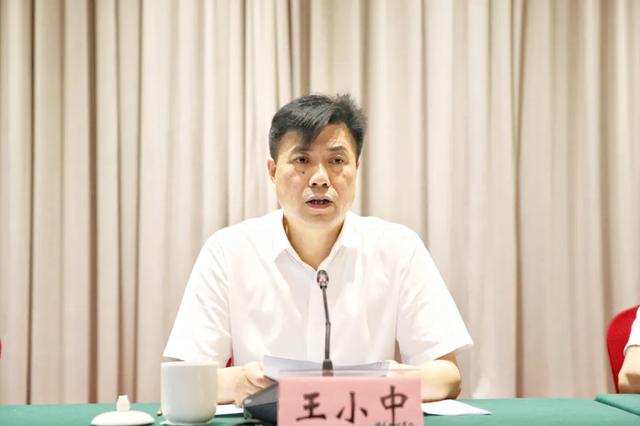 岳阳市召开优秀政法干警表彰大会