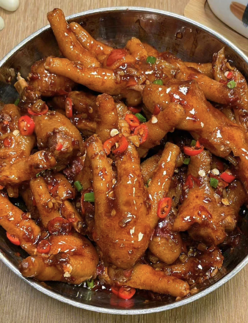独孤求辣!香辣鸡爪煲,吃完你的舌头还想再来一碗!