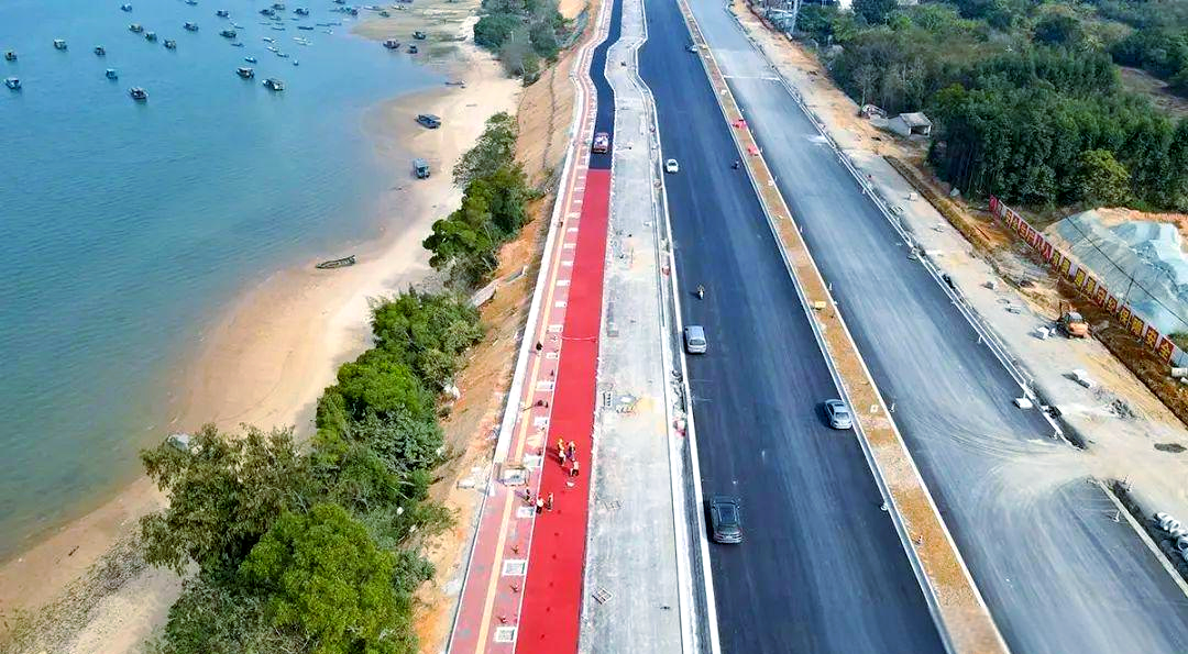 廉州湾大道二期建设进展与自行车道规划