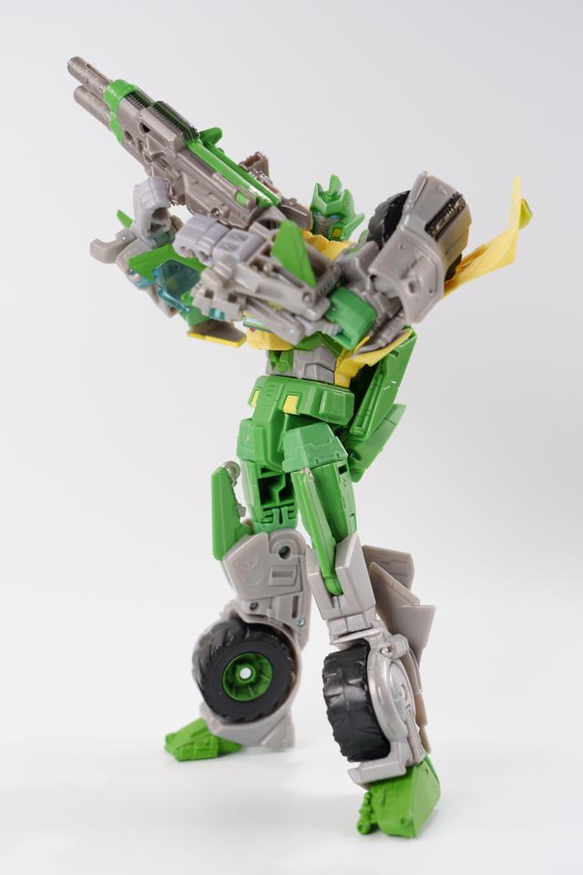 模玩秀:变形金刚官方 tg-21 idw 弹簧