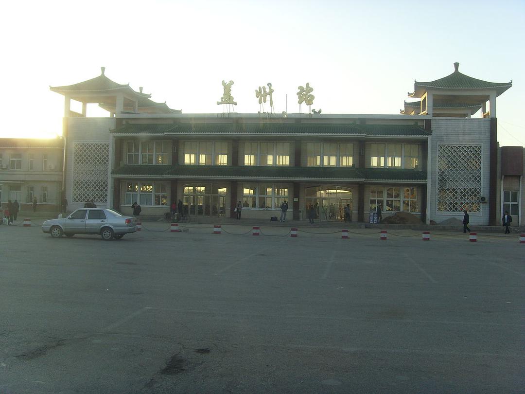 营口盖州属于鲅鱼圈吗?