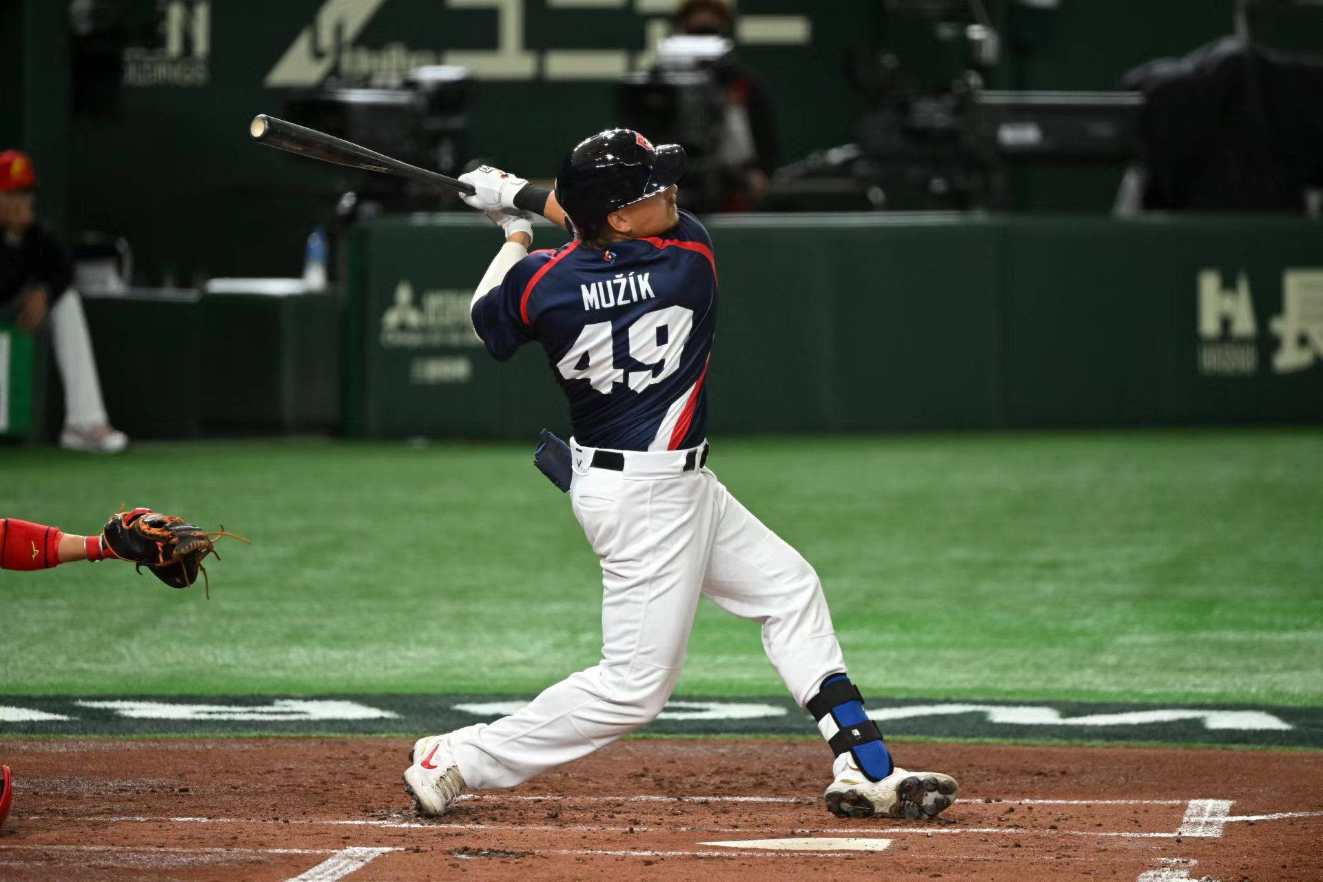 最后时刻遭遇捷克业余球员逆转,年轻的中国棒球道阻且长