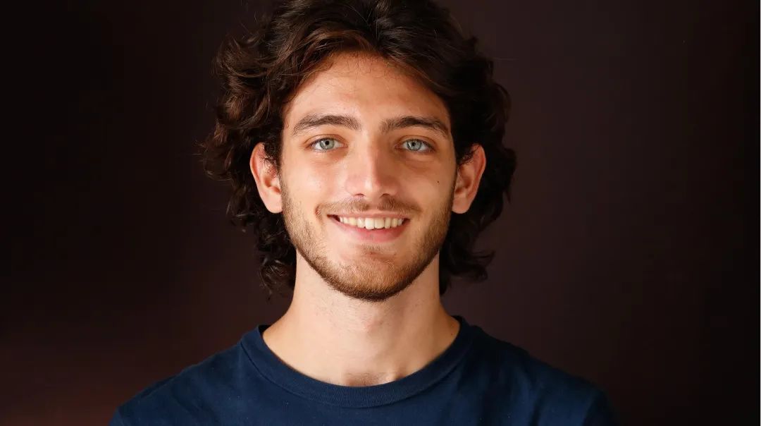 威尼斯伊拉斯谟计划:采访在威尼斯美术学院上课的riccardo