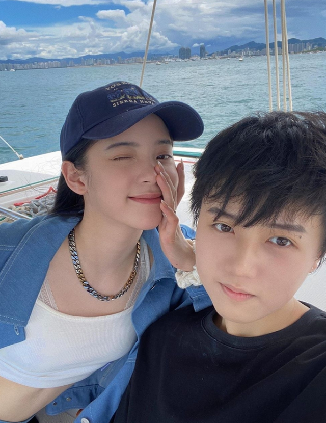 好想魂穿黄思瑞!两次当王源mv女主,长相好漂亮,热搜词在告白?