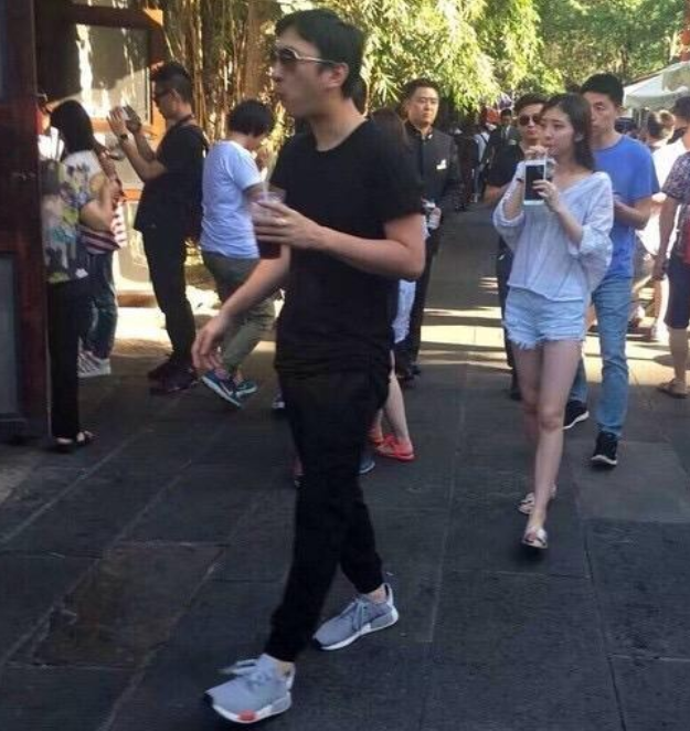 同为王思聪前女友,豆得儿回炉参加选秀,张予曦已有27部作品在手