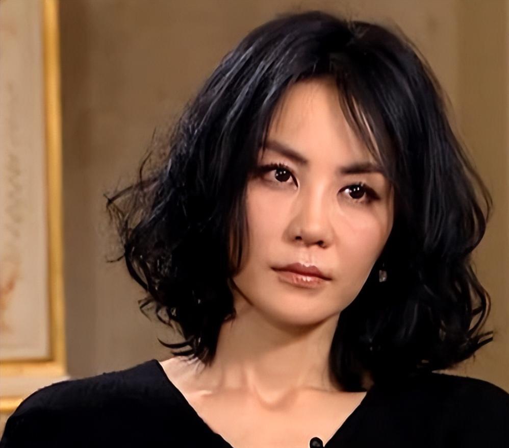 终于不再回避!谢霆锋张柏芝三胎关系曝光,这下王菲真没机会了?