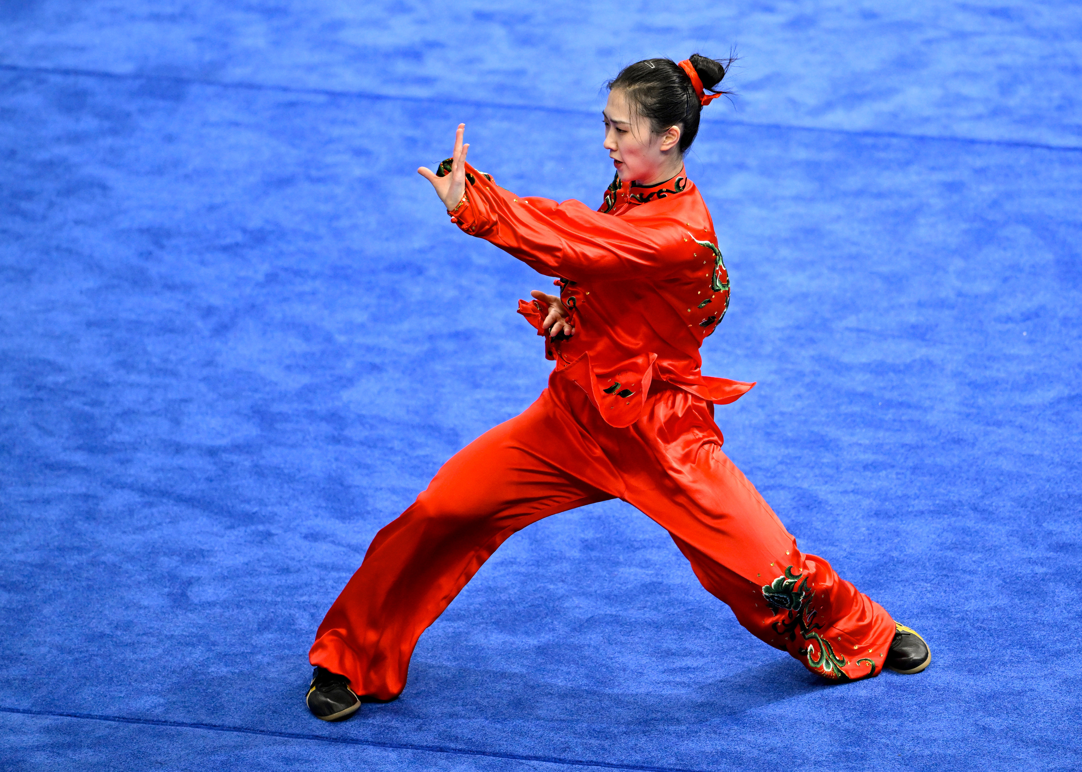 武术——童心夺得女子太极拳太极剑全能冠军(2)