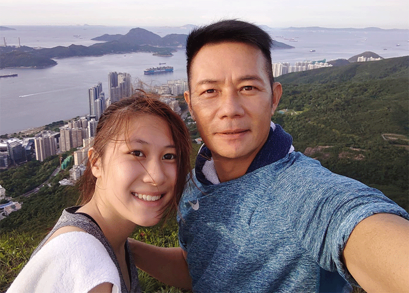 张兆辉一儿一女长大了17岁女儿太漂亮儿子鲜少出镜或有原因