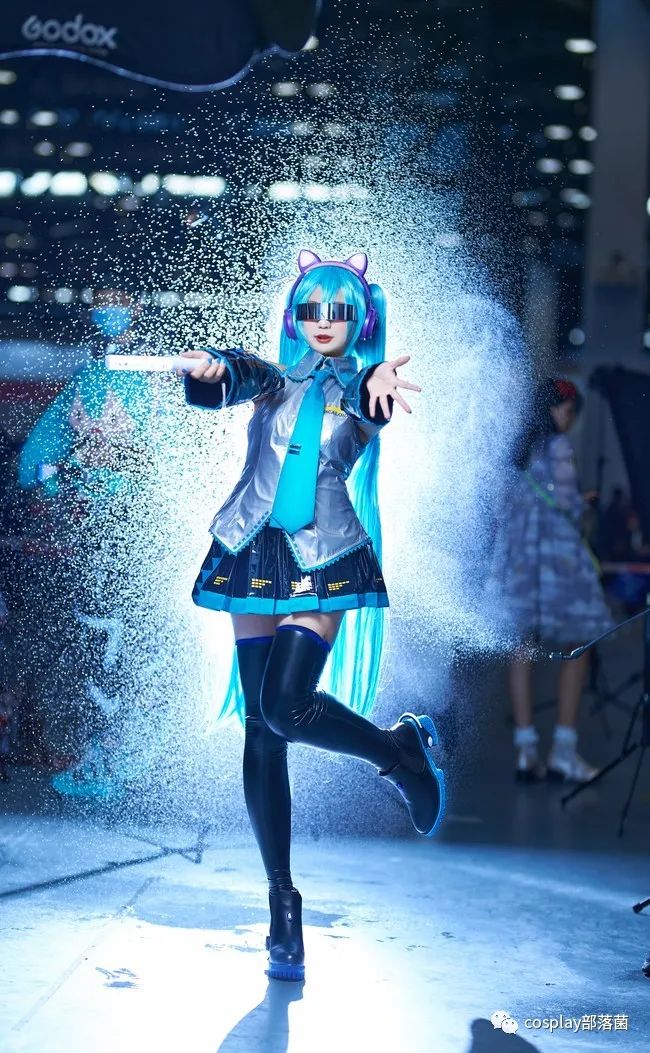cos:初音公式服cos正片