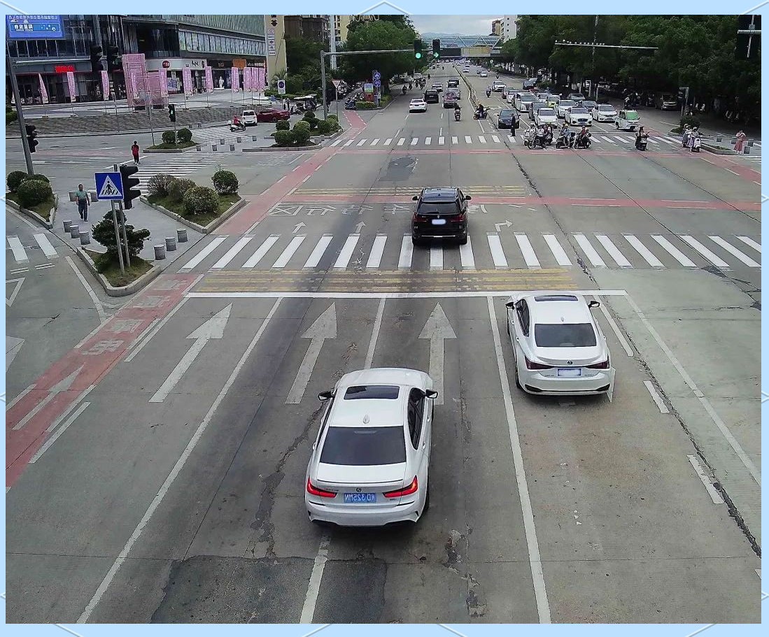 多款车因"压线"交通违法被抓拍,你中招了吗?