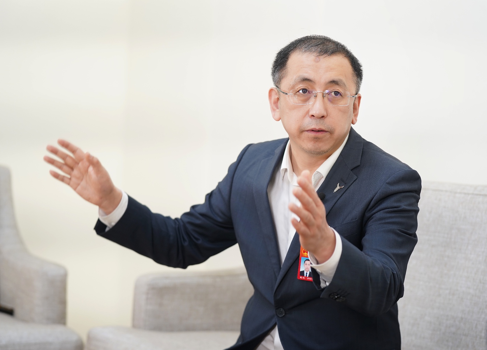 销量目标翻番,岚图ceo卢放:"不会放炮",喧嚣散去后,岚图优势凸显