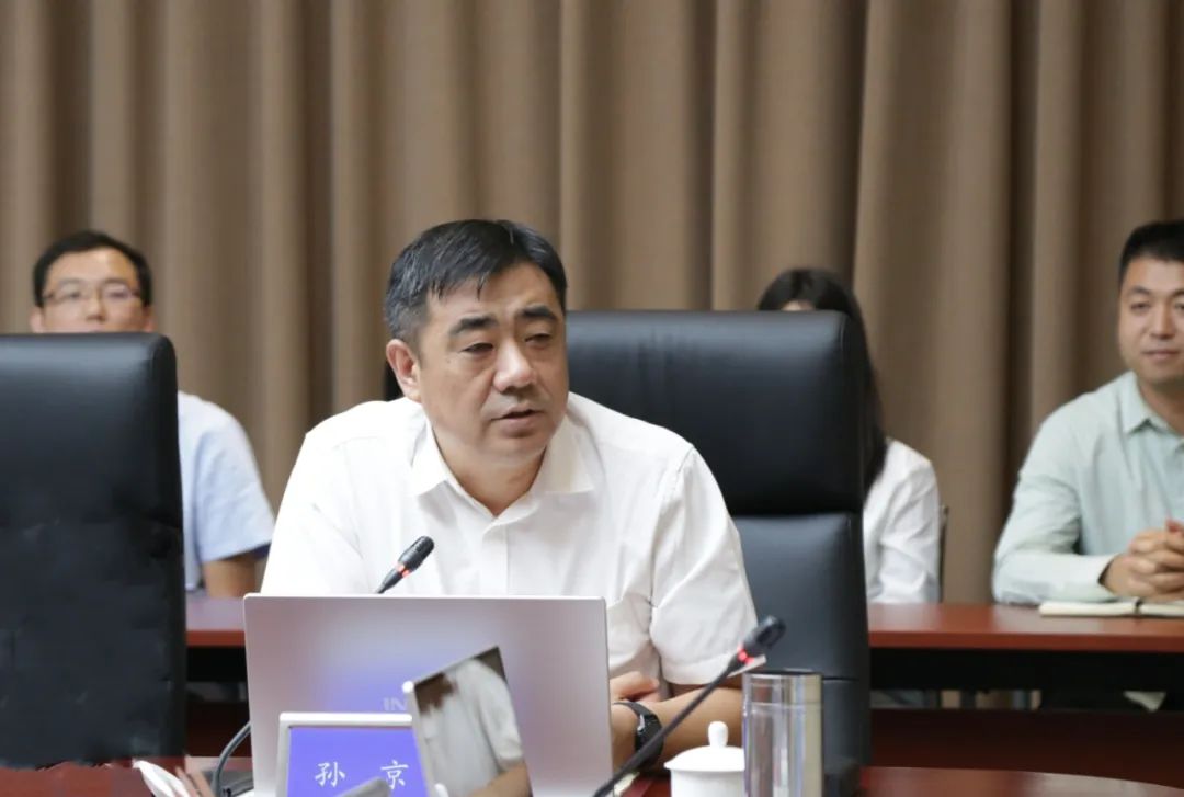 航天科技集团党组成员,副总经理李洪到中国卫通宽带事